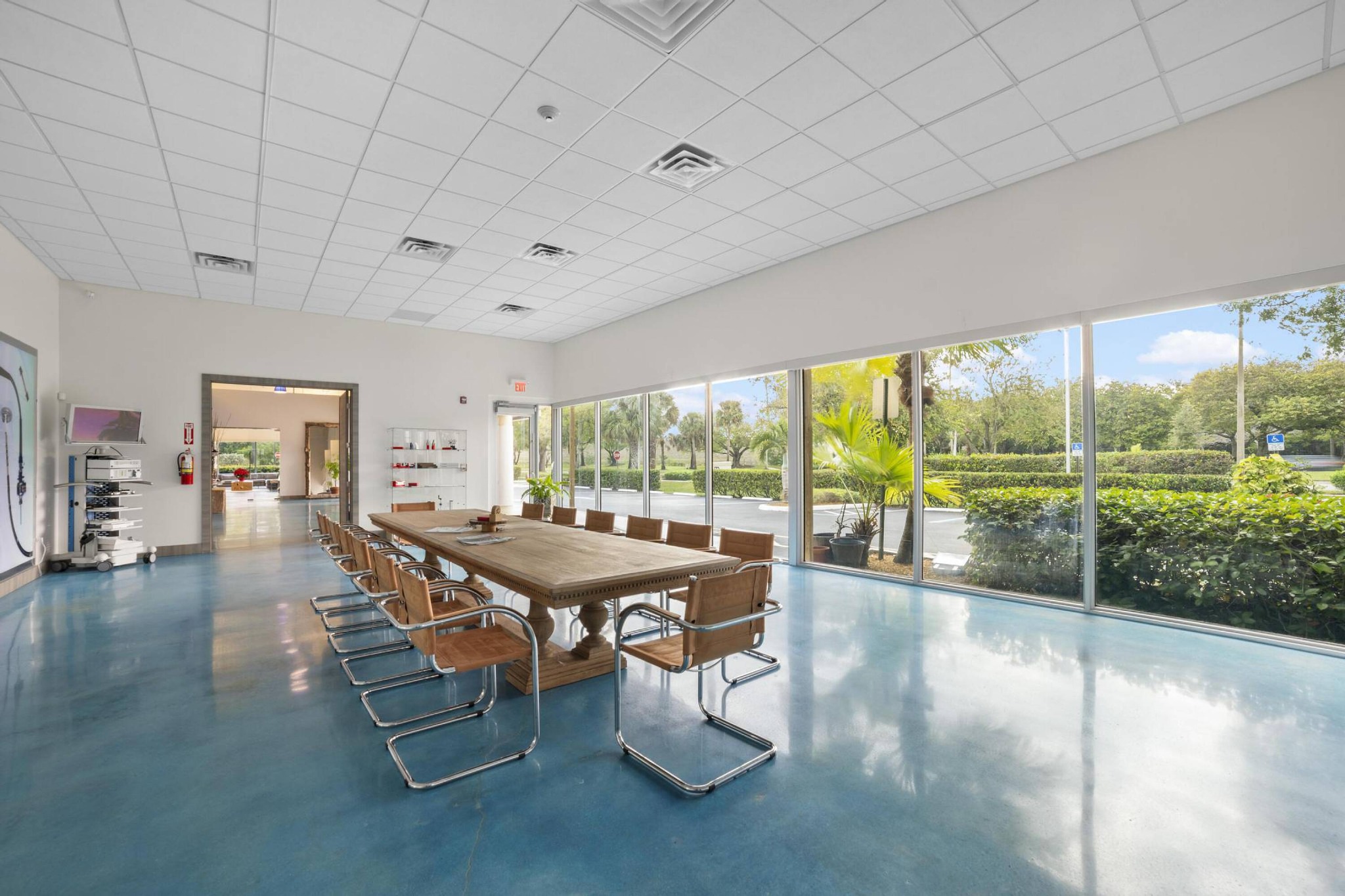 Conference space at 320 International Parkway